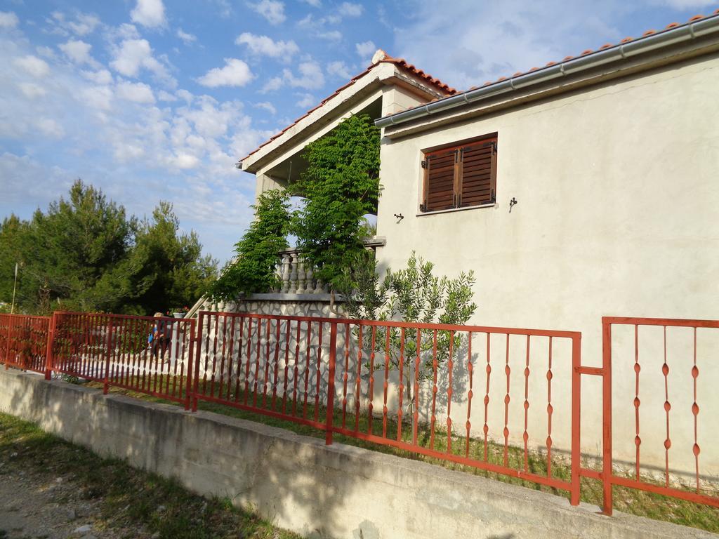 Maslina Apartment Jadrtovac Exterior foto