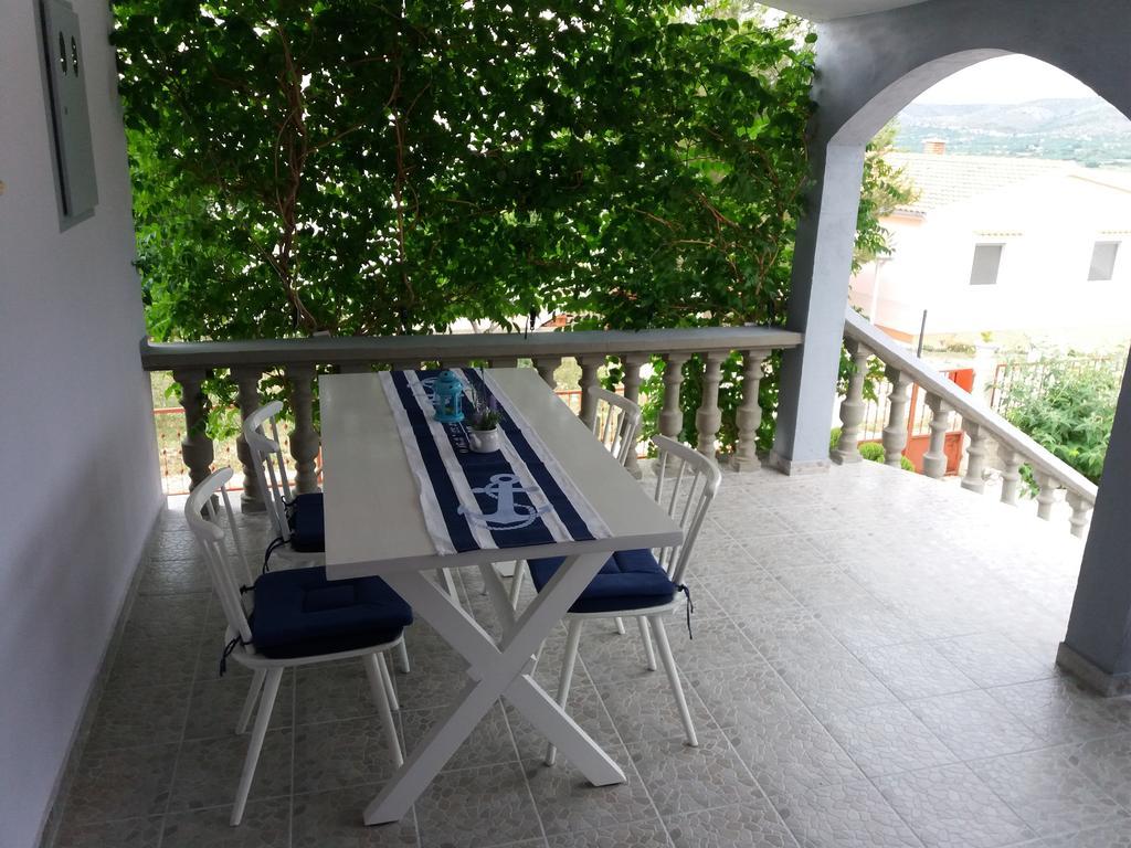 Maslina Apartment Jadrtovac Exterior foto